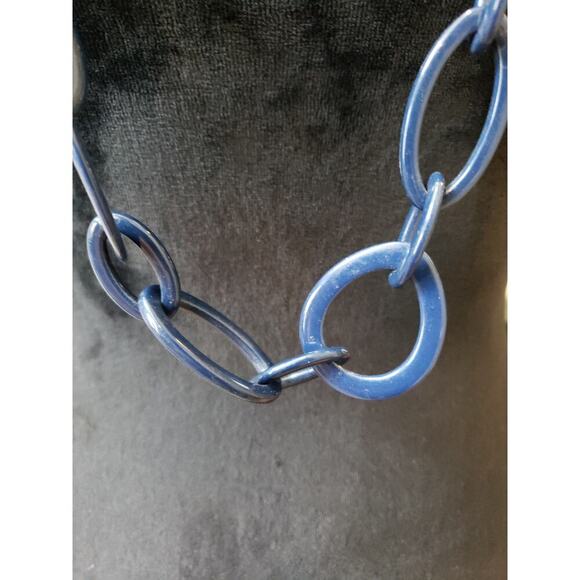 Women's Chunky Blue Link Necklace Statement Resin Toggle Clasp - Picture 3 of 6